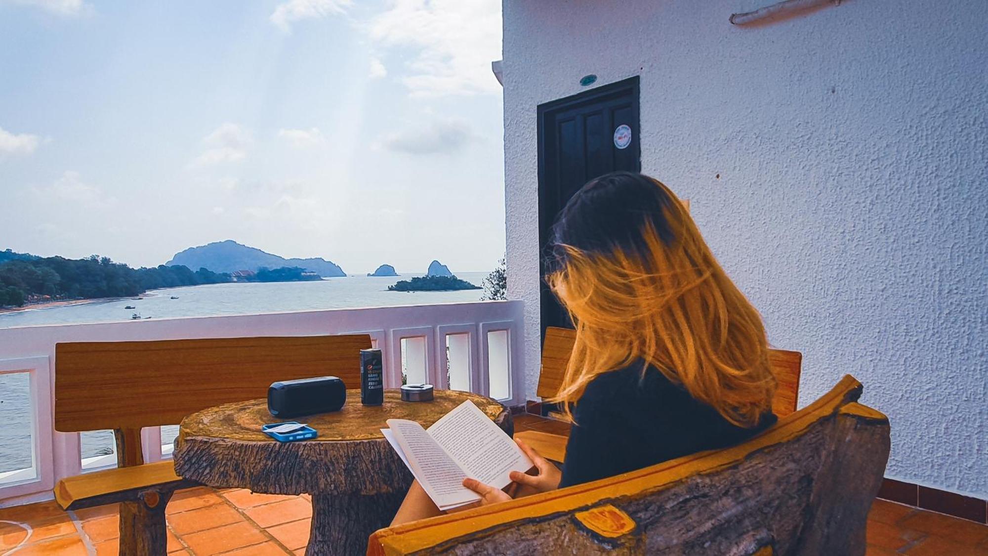 Green Hill Guest House Kien Luong Esterno foto