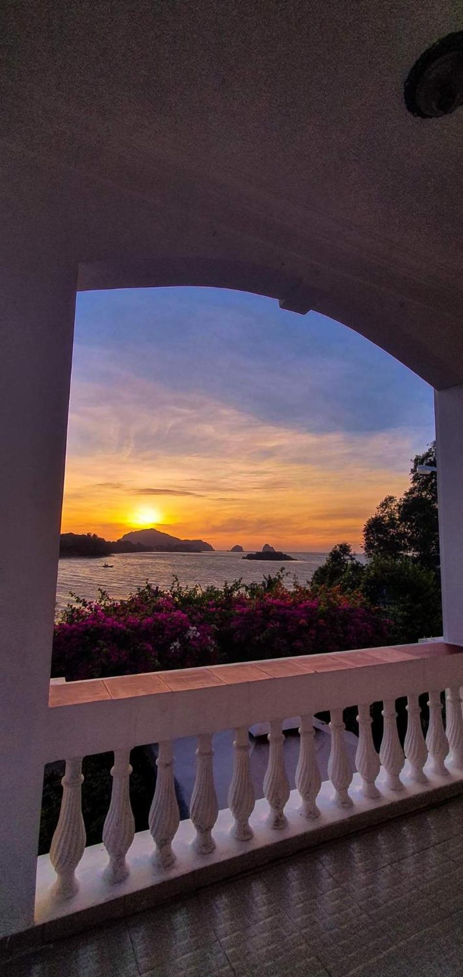 Green Hill Guest House Kien Luong Esterno foto