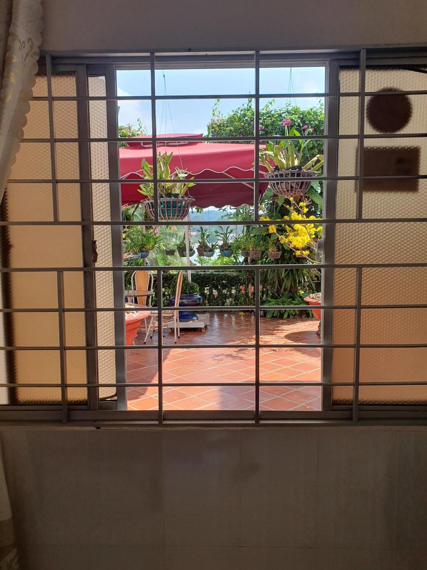 Green Hill Guest House Kien Luong Esterno foto